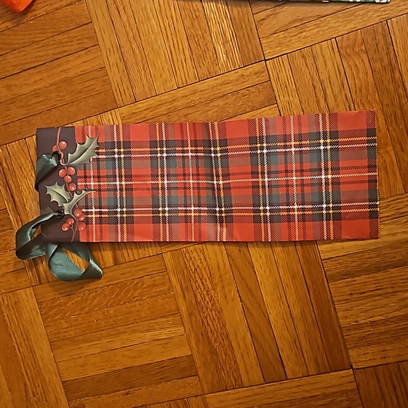 3 for $10 Holiday Wine Bottle Gift Bags. Qty 5. NWOT - Picture 3 of 7